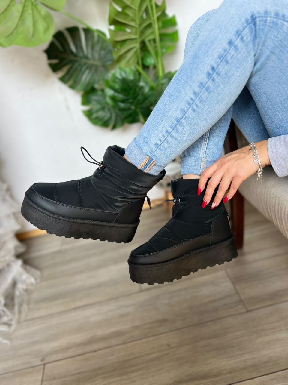 Bota Impermeable  Mujer Negro PG5210-1